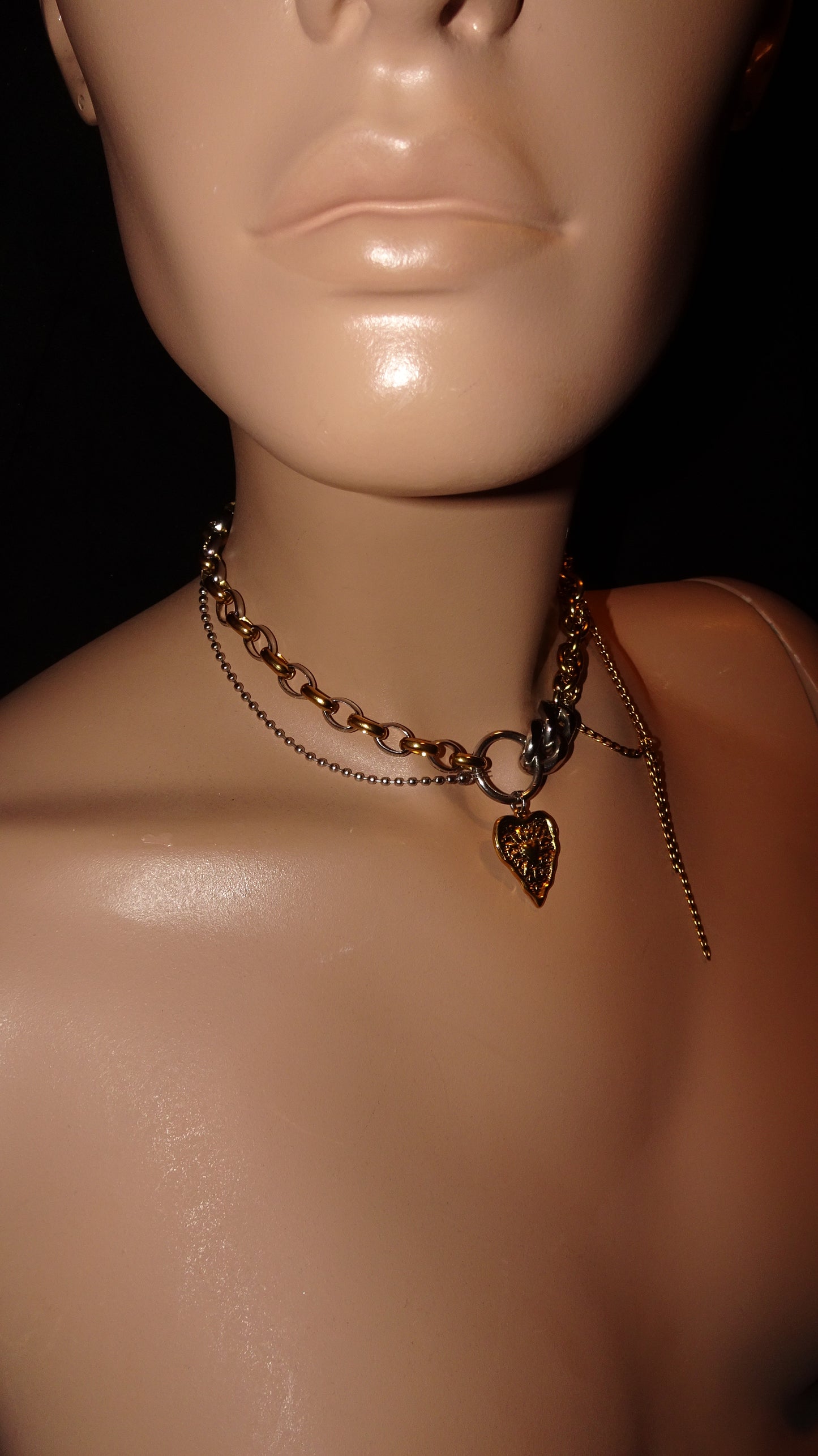 UPCYCLED MIXED HEART CHOKER