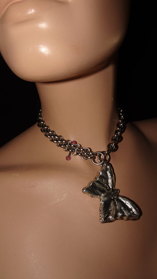 UPCYCLED MELTED WING CHOKER
