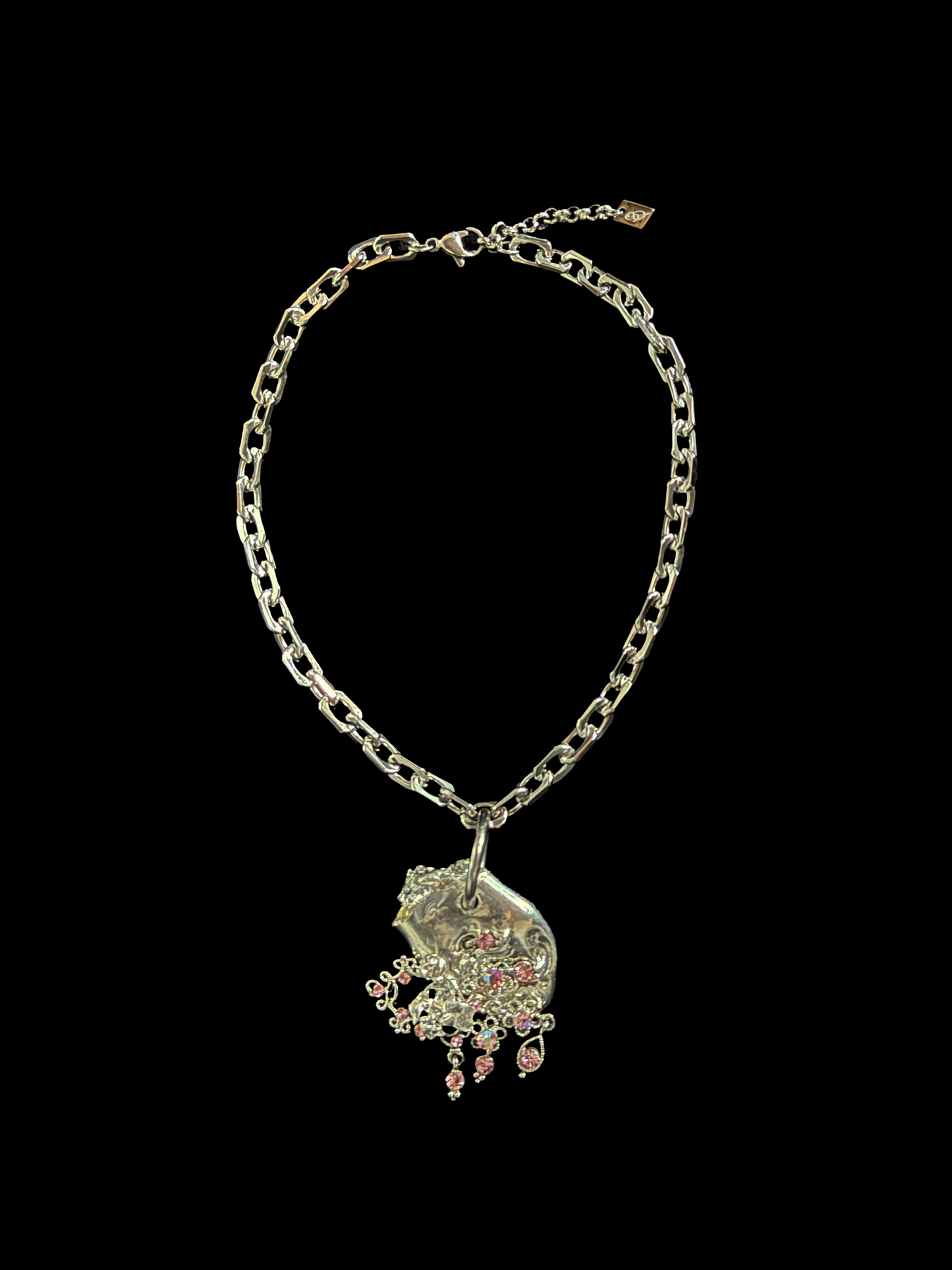 UPCYCLED MELTED CRYSTAL CHOKER