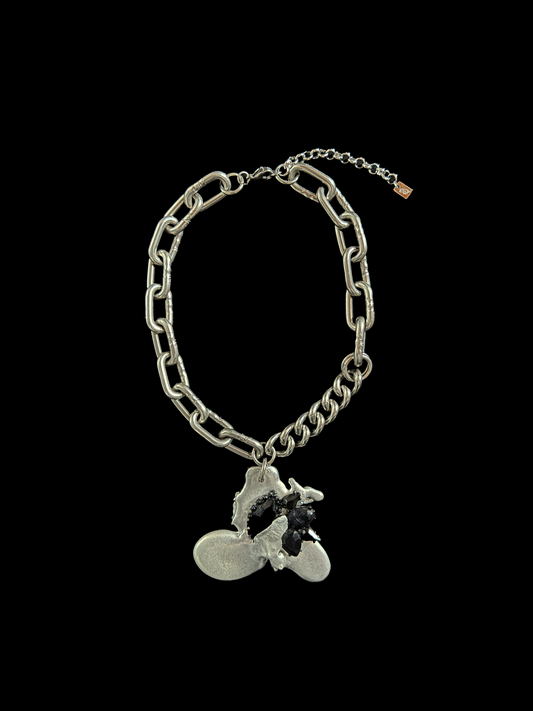 UPCYCLED MELTED SHAPE CHOKER