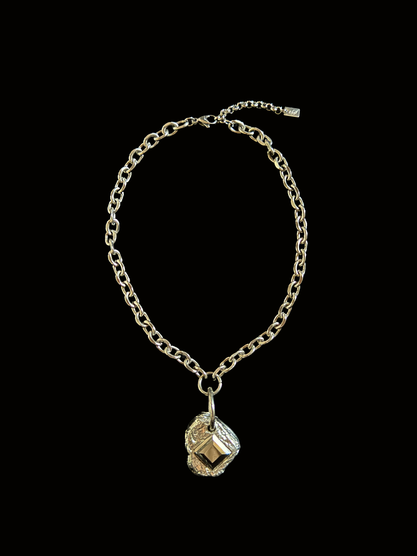 UPCYCLED MELTED STONE NECKLACE