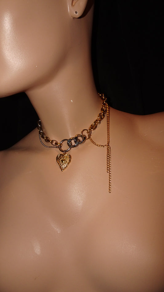 UPCYCLED MIXED HEART CHOKER