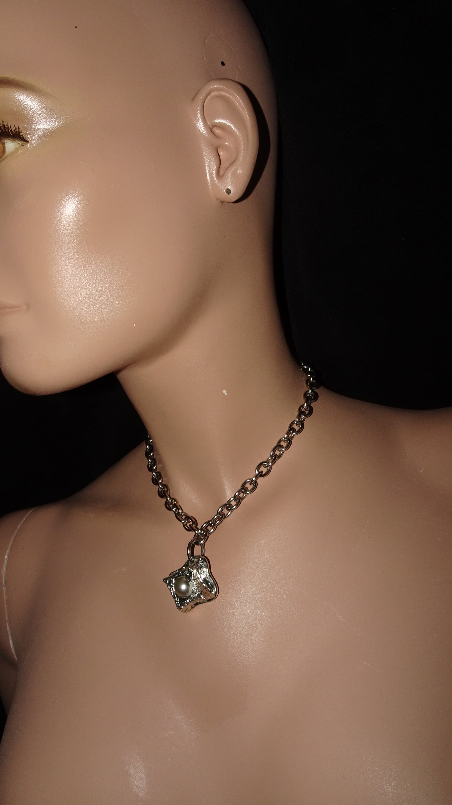 UPCYCLED MELTED DIAMOND NECKLACE