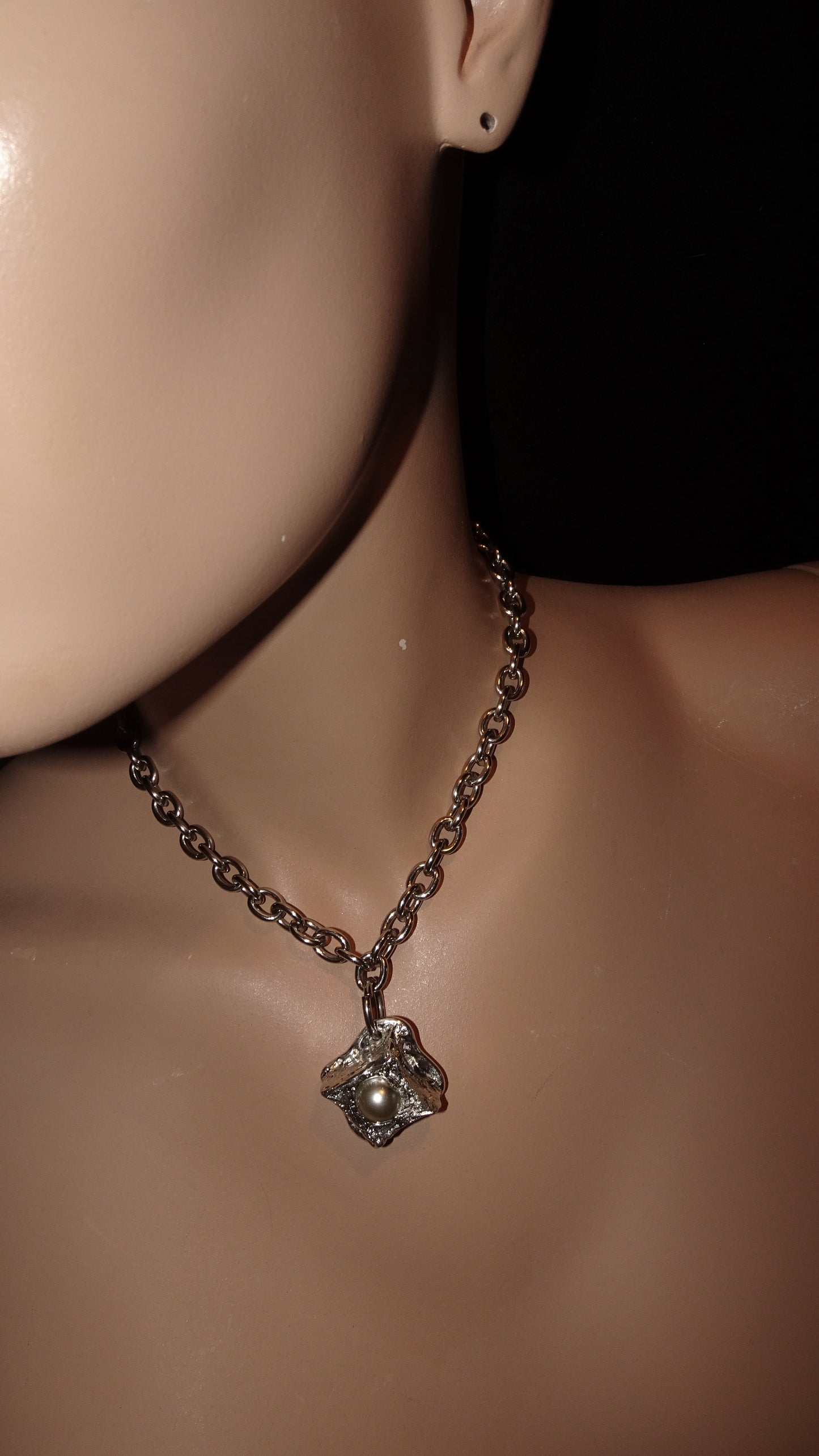 UPCYCLED MELTED DIAMOND NECKLACE