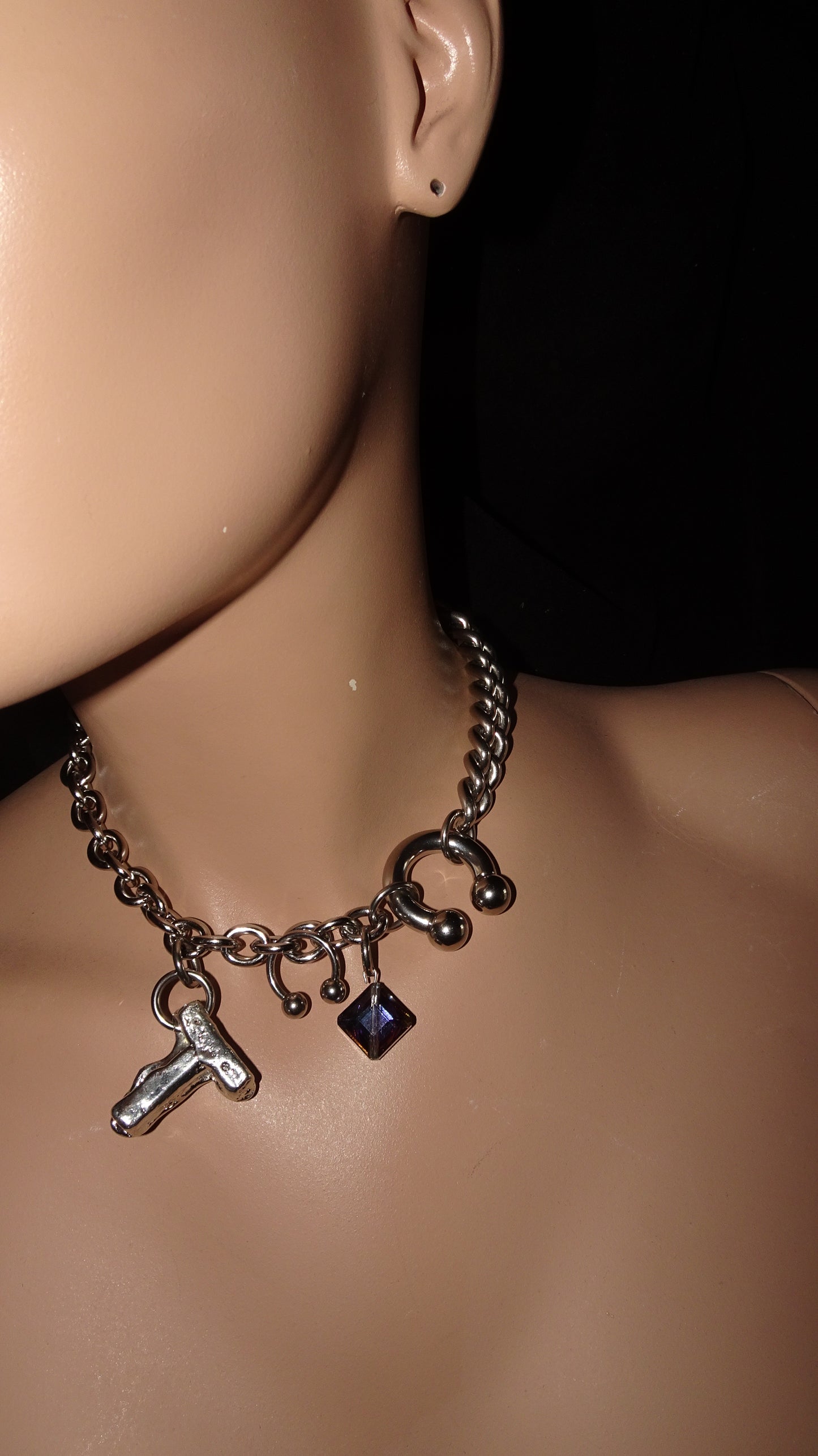 UPCYCLED MELTED TIDA CHOKER