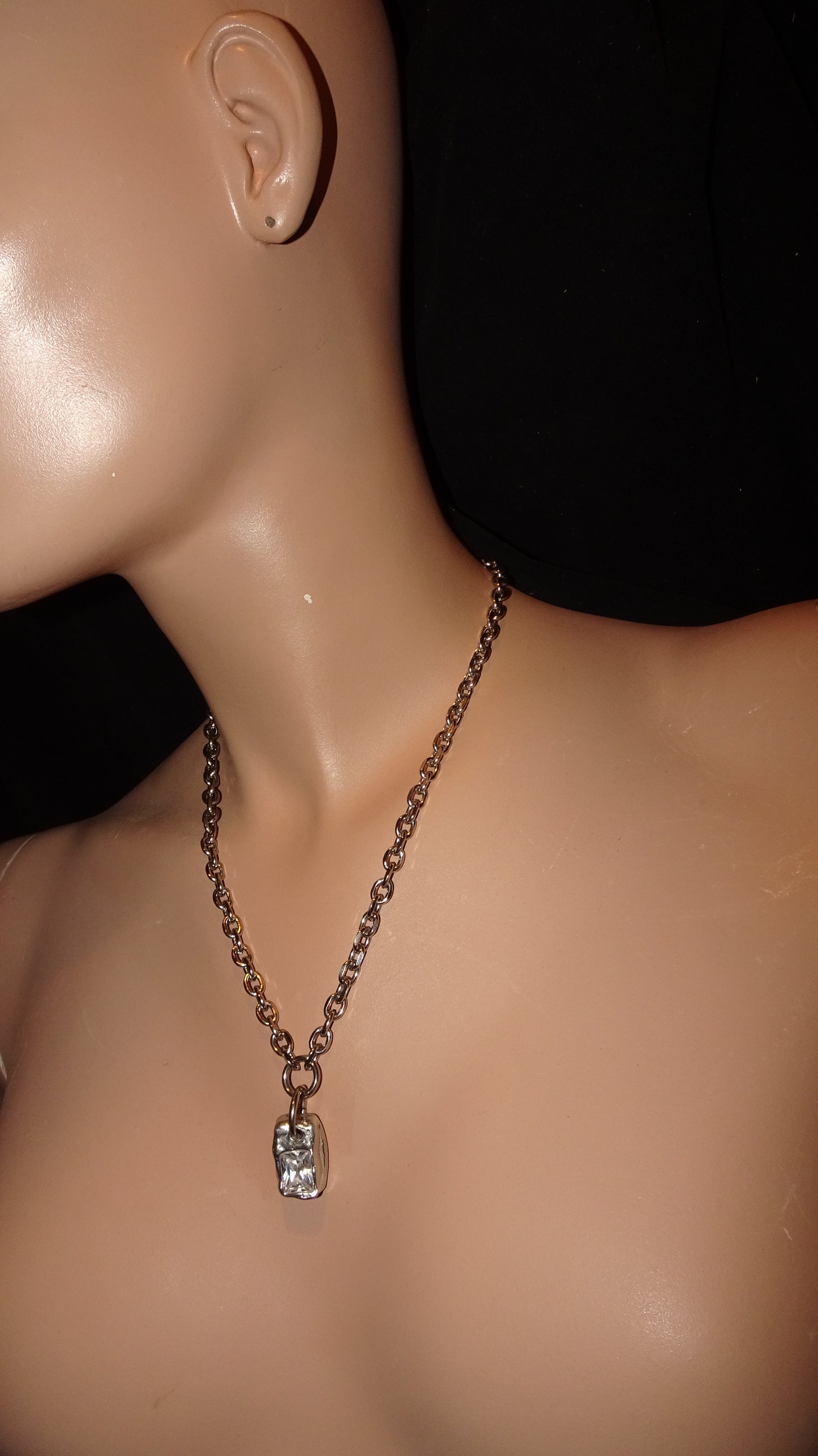 UPCYCLED MELTED CRYSTAL NECKLACE