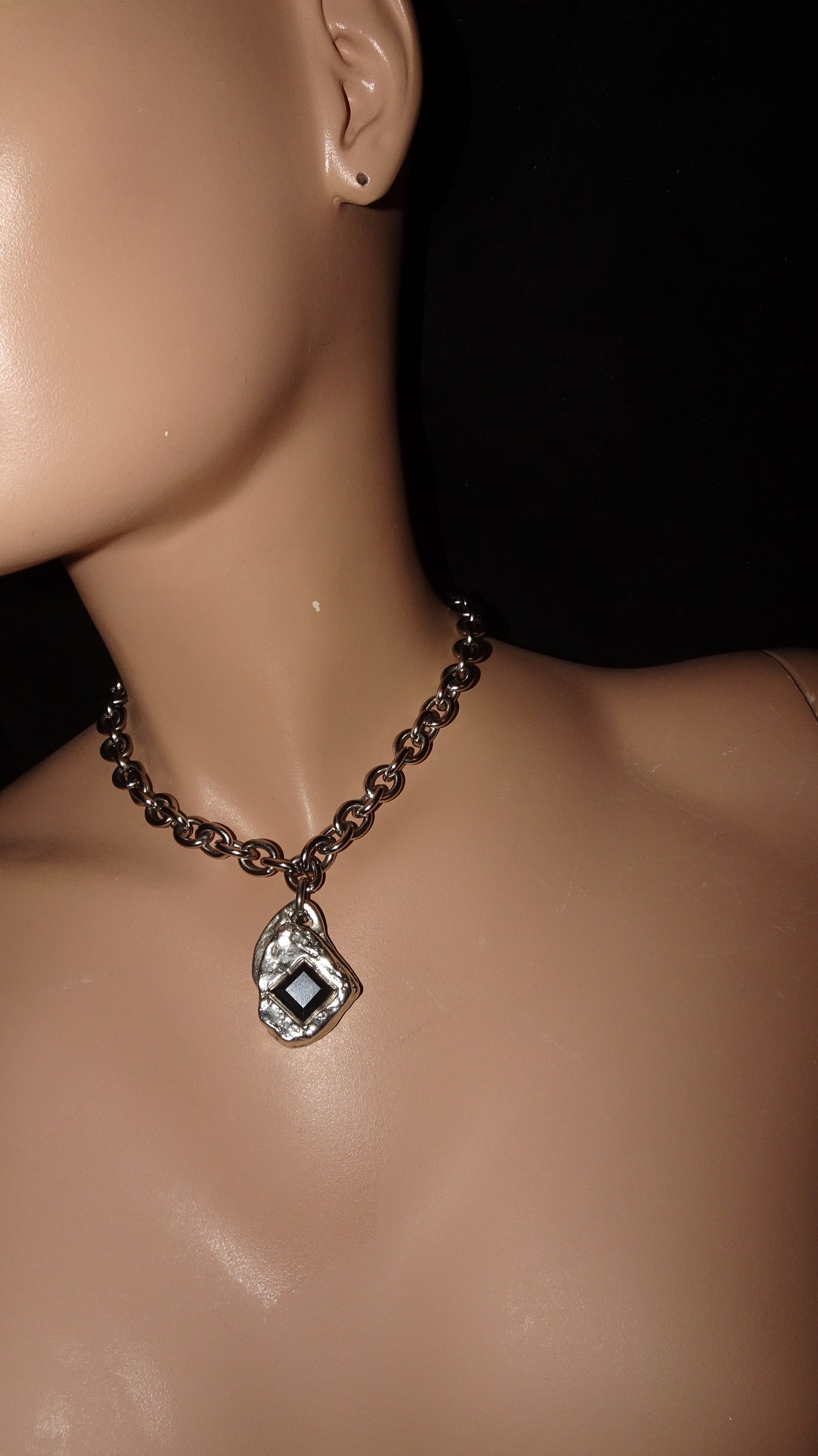 UPCYCLED MELTED JEWEL NECKLACE