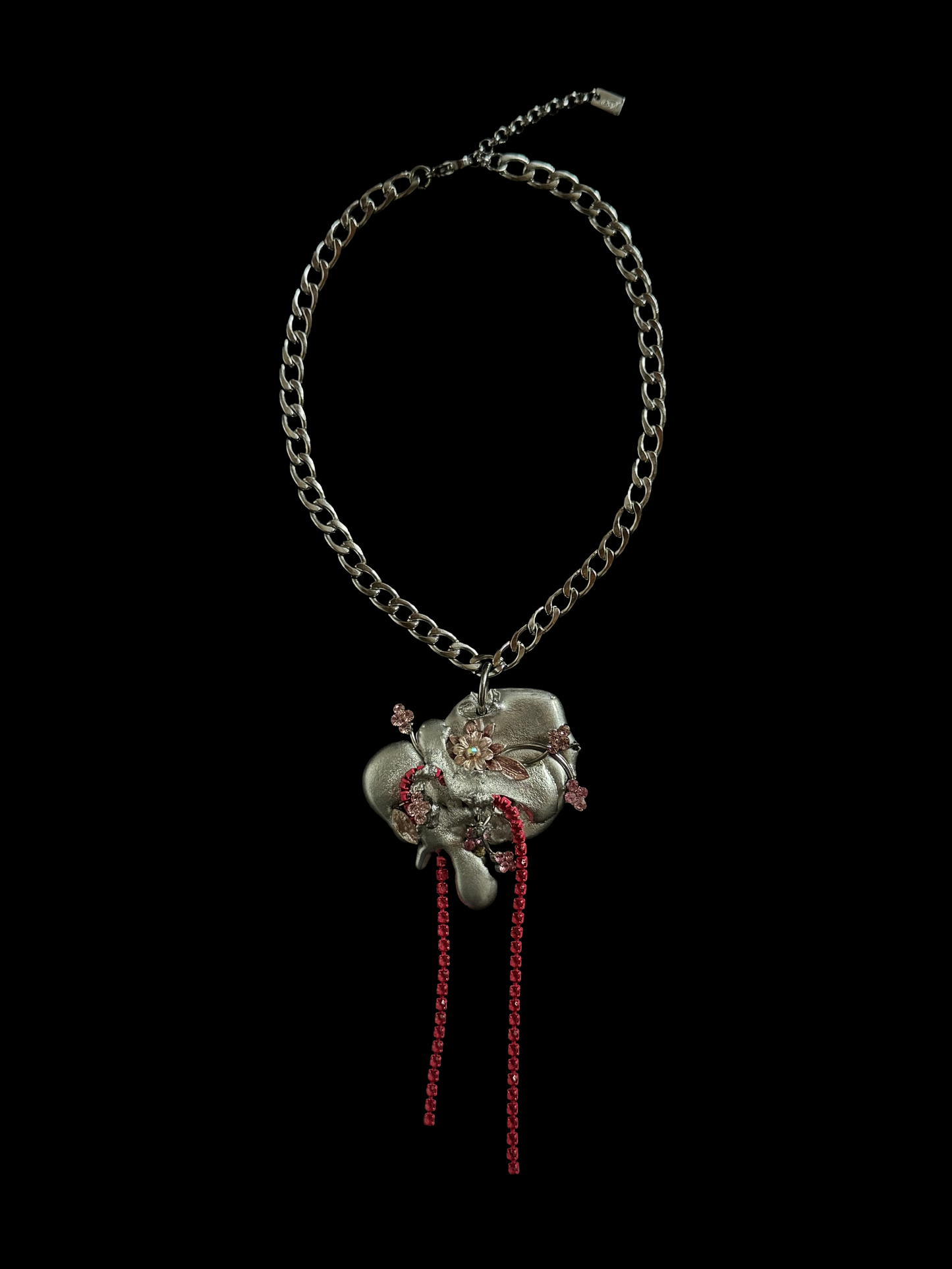 UPCYCLED MELTED FLOWER CHOKER