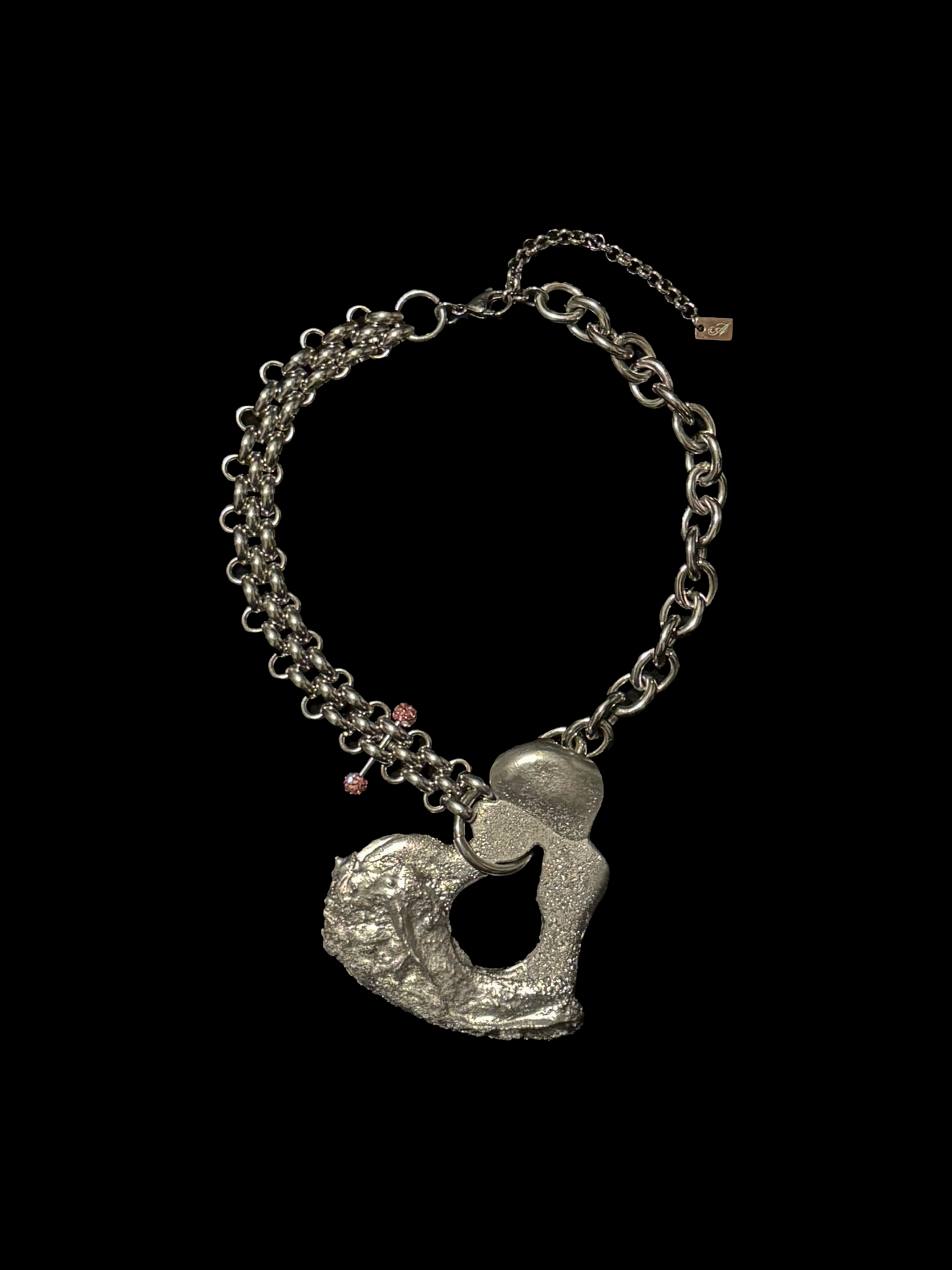 UPCYCLED MELTED HEART CHOKER